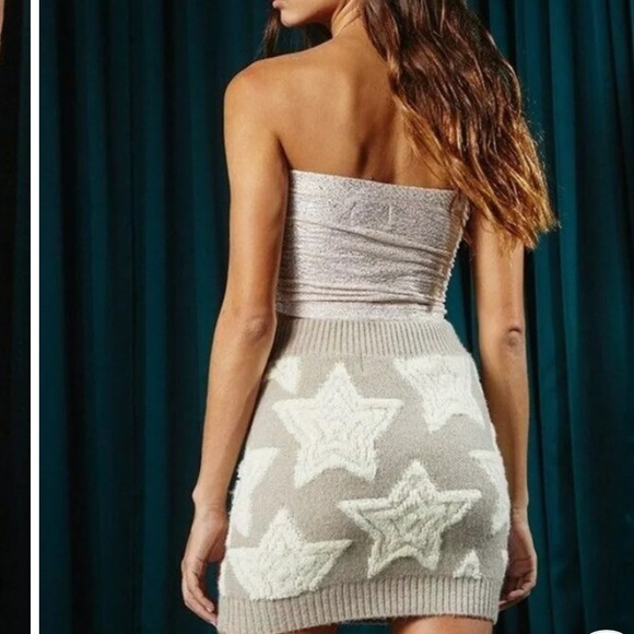 🎉New Cozy Stylish Taupe Oversized Star Cardigan + Skirt Set. Sizes 2-16 - Picture 14 of 15